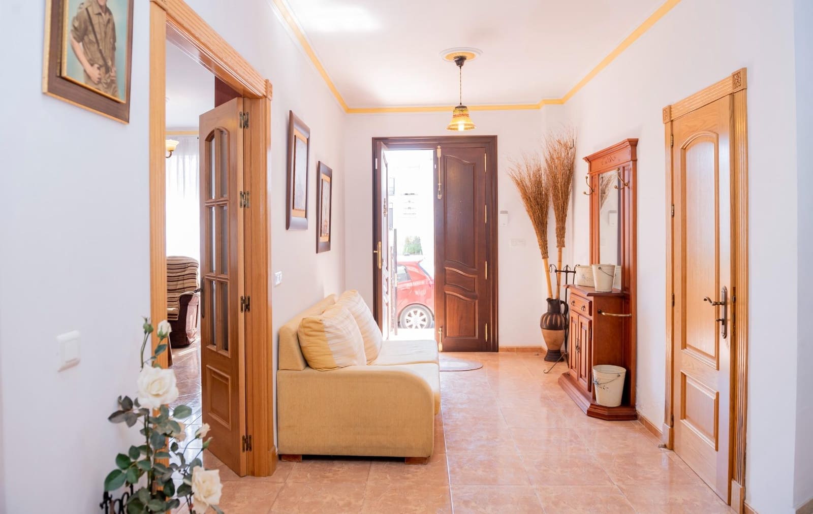 4 bedroom Townhouse for sale in Cuevas Bajas with garage - € 209,999 (Ref: 10009639)