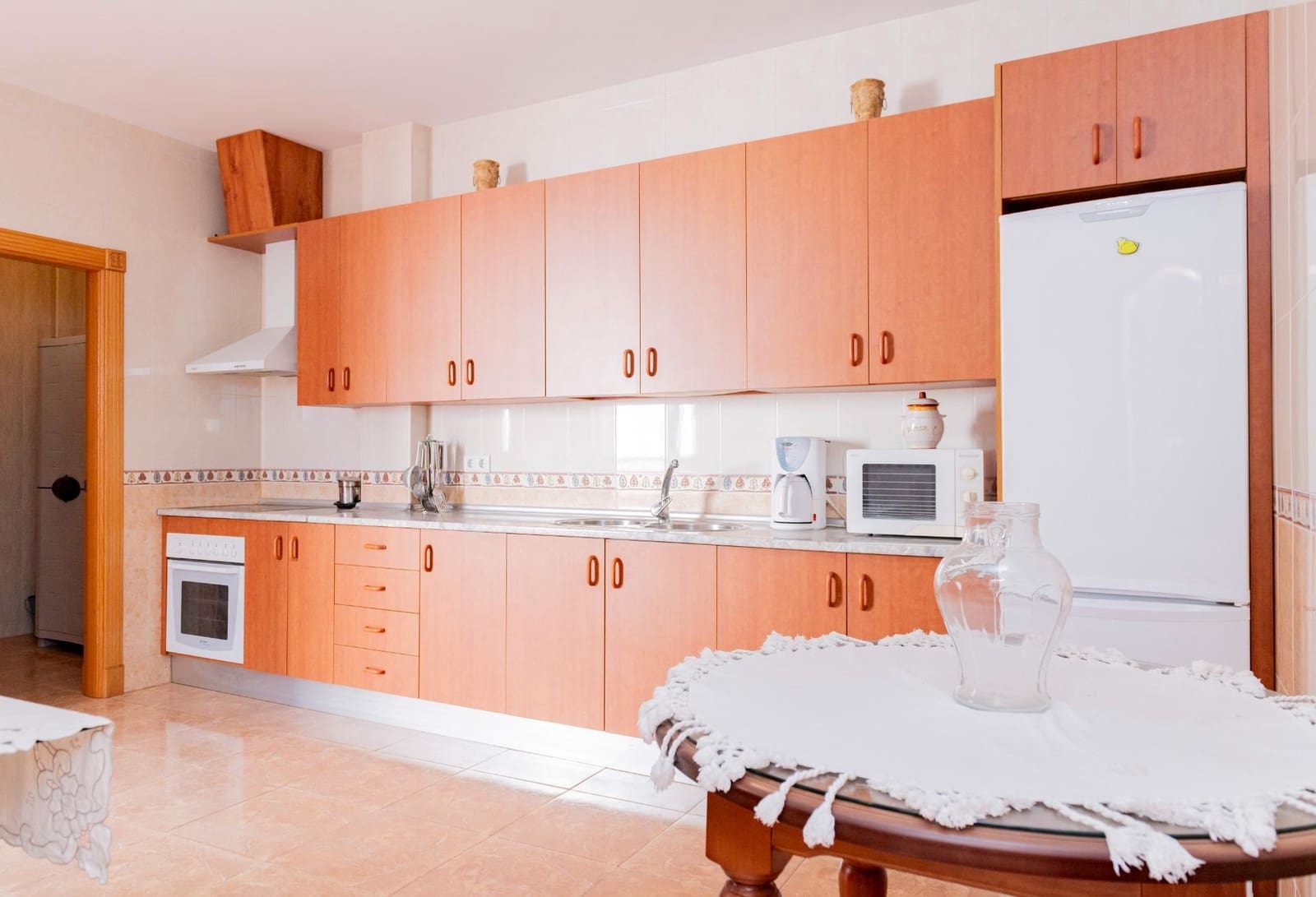 4 bedroom Townhouse for sale in Cuevas Bajas with garage - € 209,999 (Ref: 10009639)