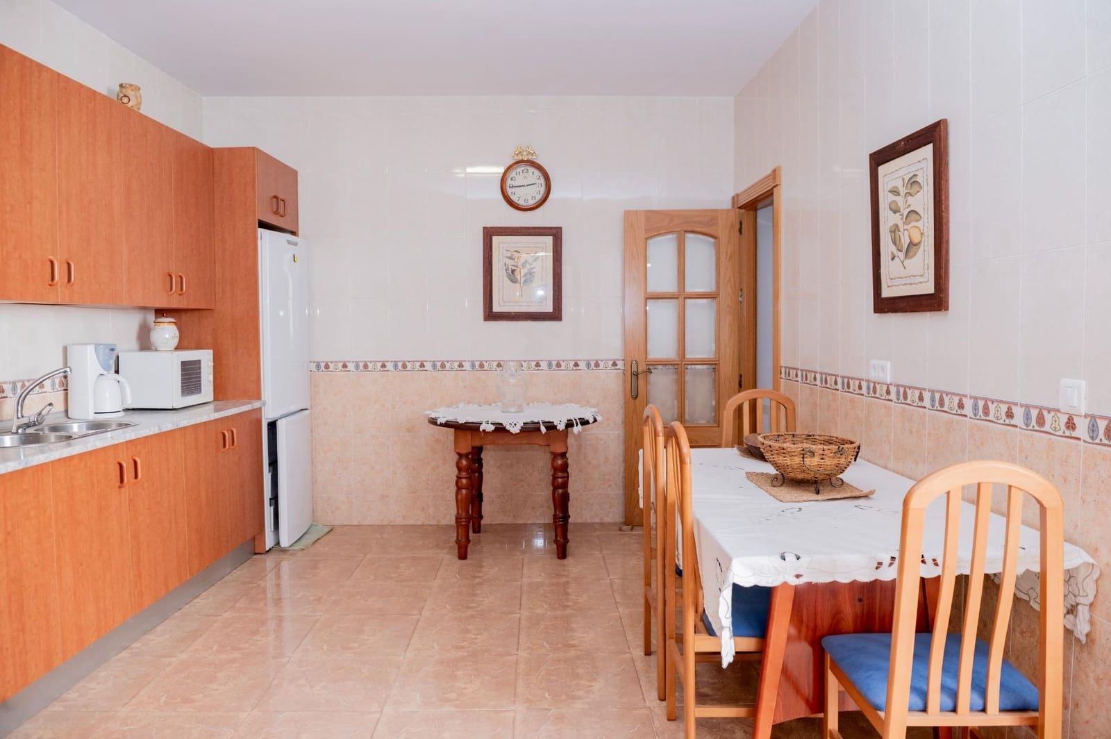 4 bedroom Townhouse for sale in Cuevas Bajas with garage - € 209,999 (Ref: 10009639)