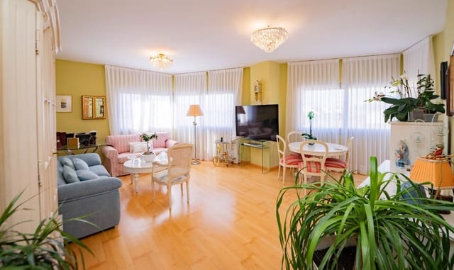 2 sovrum Lägenhet till salu i Antequera med garage - 340 000 € (Ref: 10009642)
