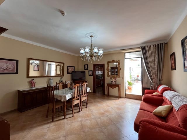 5 soverom Hus til salgs i Antequera - € 290 000 (Ref: 10009645)