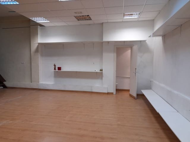Commercial for rent in Antequera - € 700 (Ref: 10009646)