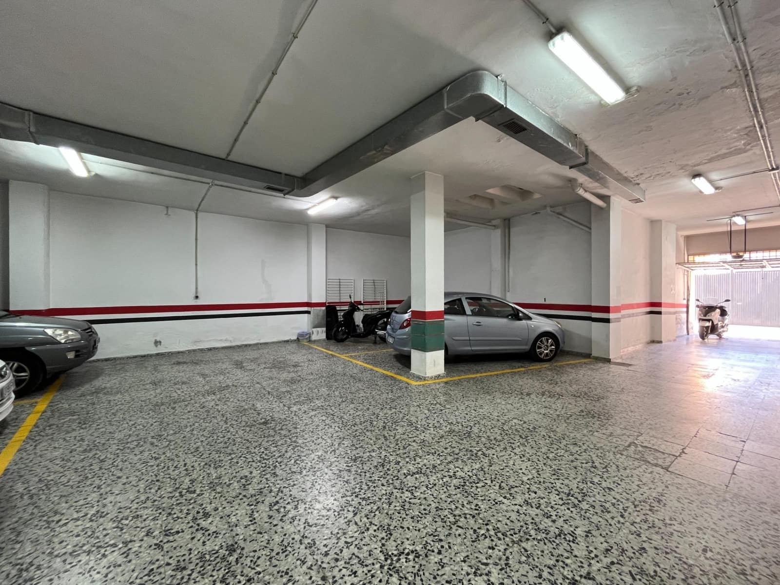 Garagem para venda em Antequera - 150 000 € (Ref: 10009648)