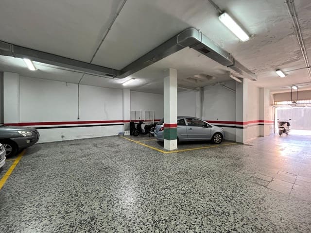 Garagem para venda em Antequera - 150 000 € (Ref: 10009648)