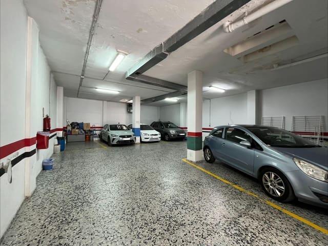 Garagem para venda em Antequera - 150 000 € (Ref: 10009648)