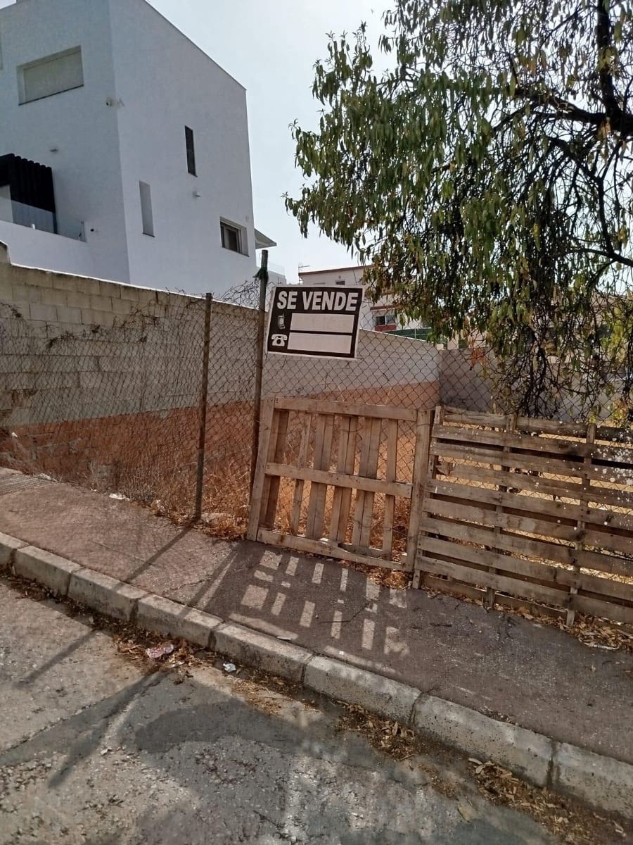 Building Plot for sale in Puerto de la Torre - € 180,000 (Ref: 10009650)