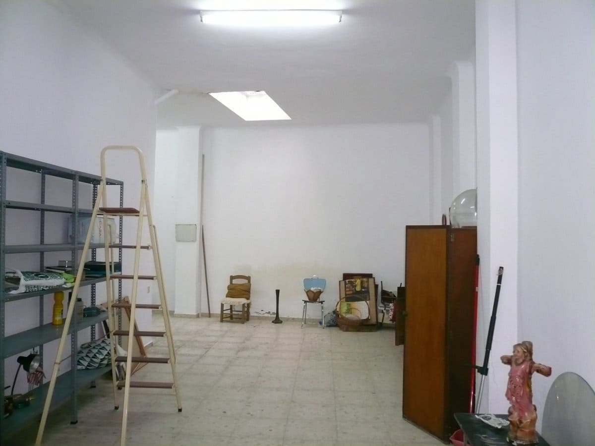 Commercial for sale in Antequera - € 99,990 (Ref: 10009651)