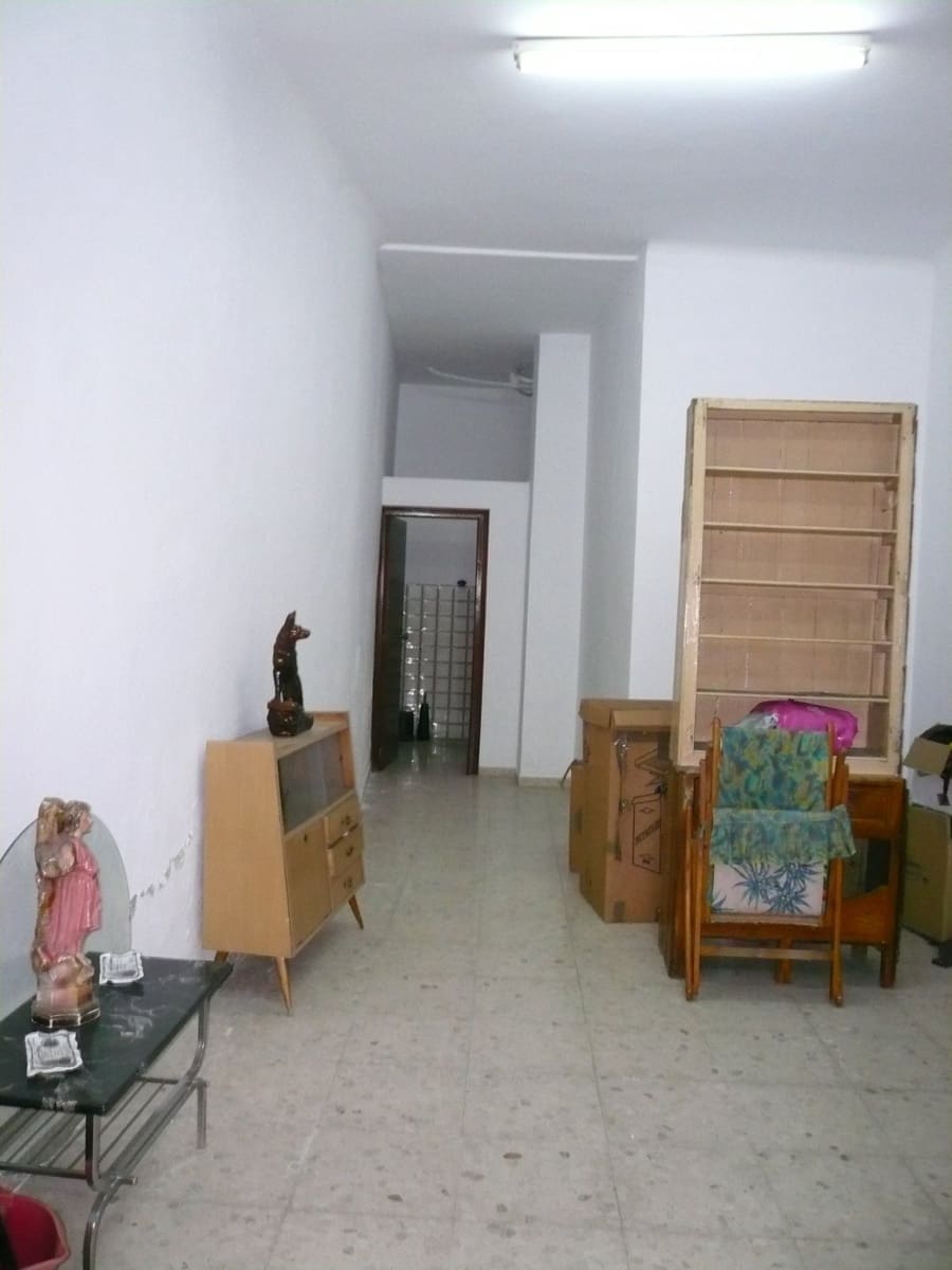 Commercial for sale in Antequera - € 99,990 (Ref: 10009651)