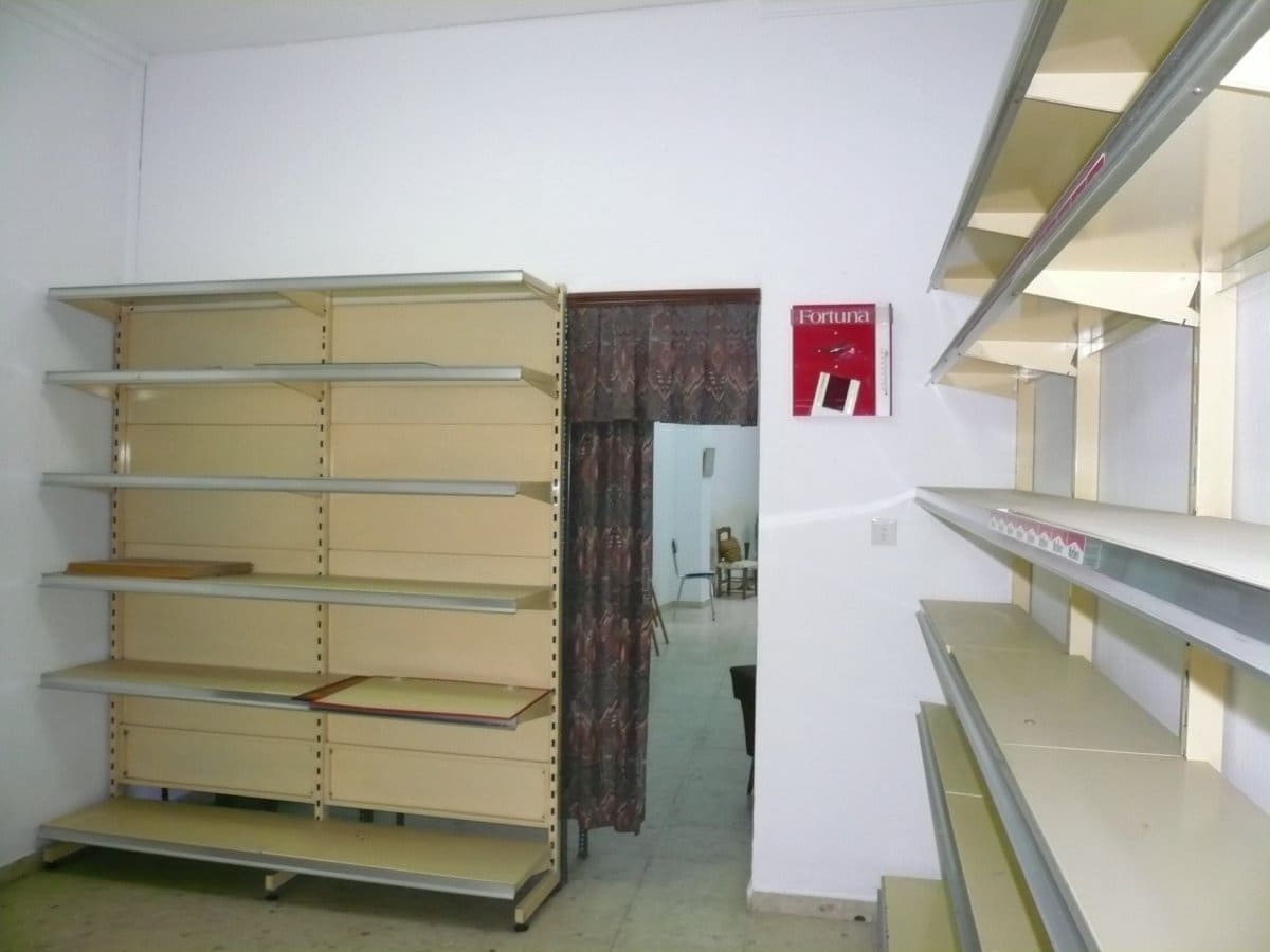 Commercial for sale in Antequera - € 99,990 (Ref: 10009651)