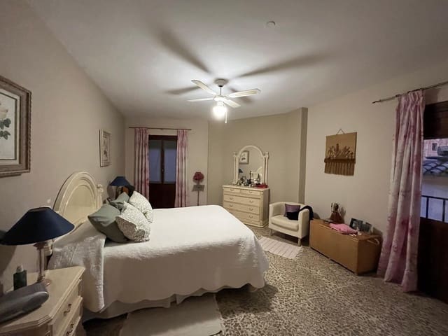 3 soveværelse Lejlighed til salg i Antequera - € 198.000 (Ref: 10043155)