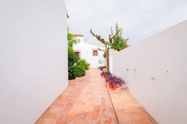 4 sovrum Villa till salu i Villanueva de la Concepcion - 595 000 € (Ref: 10148906)