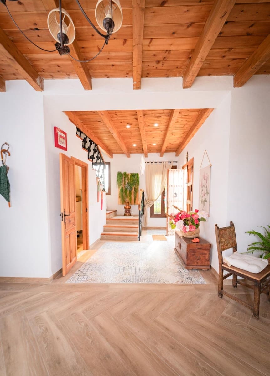 4 quarto Moradia para venda em Villanueva de la Concepcion - 595 000 € (Ref: 10148906)