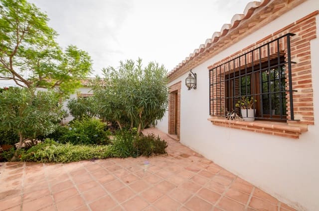 4 sovrum Villa till salu i Villanueva de la Concepcion - 595 000 € (Ref: 10148906)
