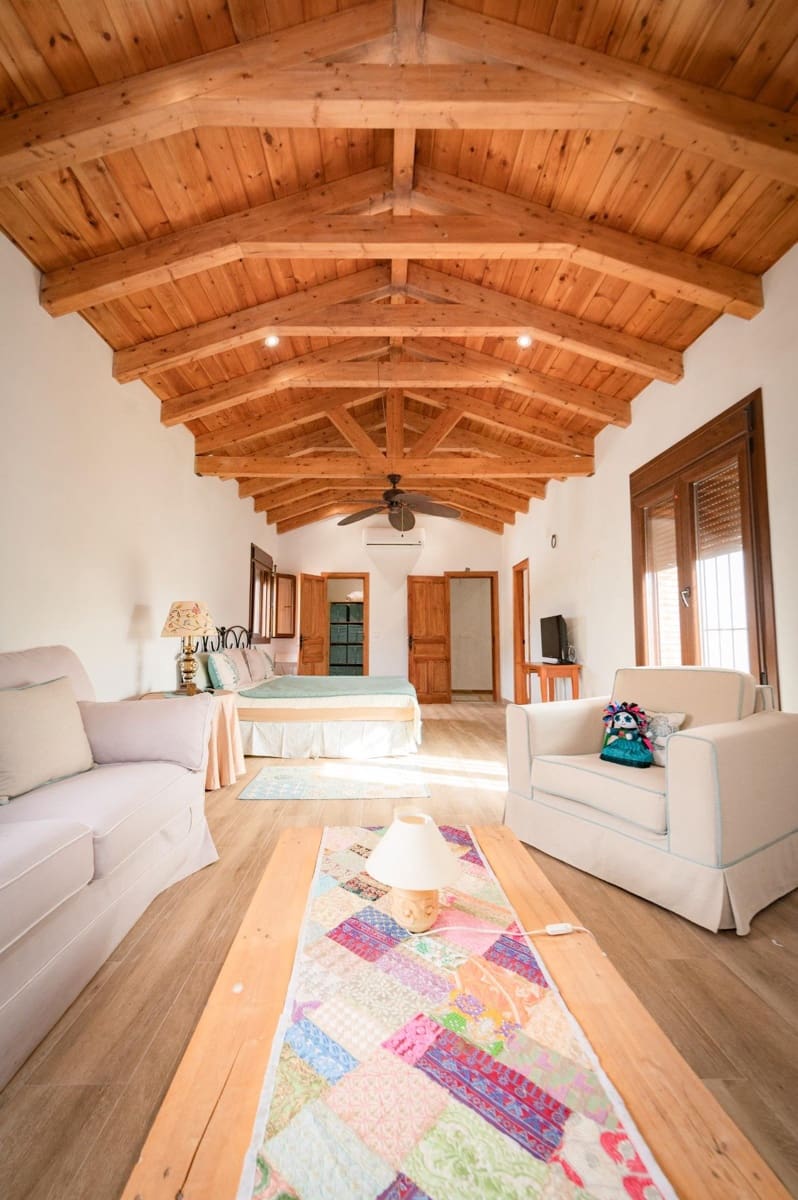 4 quarto Moradia para venda em Villanueva de la Concepcion - 595 000 € (Ref: 10148906)