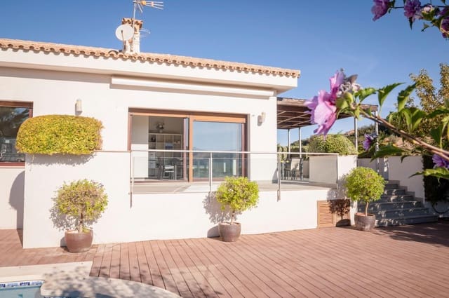3 soveværelse Villa til salg i Antequera med swimmingpool garage - € 925.000 (Ref: 10155416)