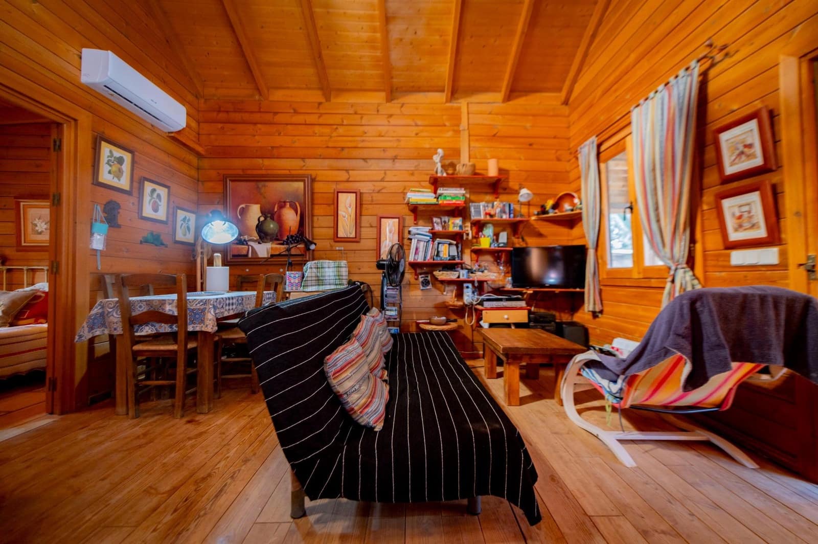 2 soveværelse Træhus til salg i Villanueva del Trabuco med swimmingpool - € 155.000 (Ref: 10155417)