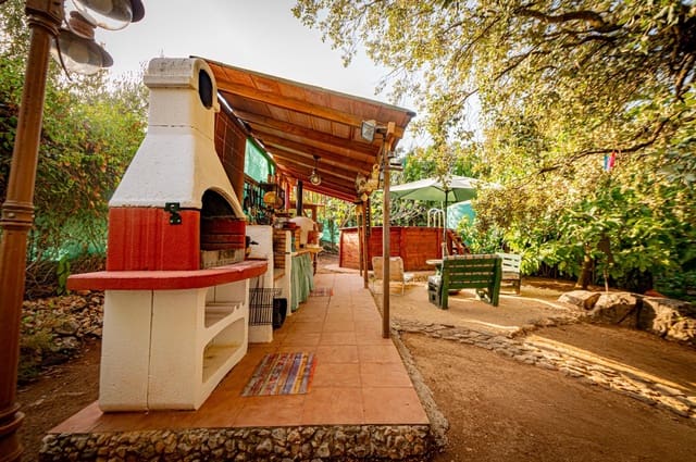 2 Zimmer Holzhaus zu verkaufen in Villanueva del Trabuco mit Pool - 155.000 € (Ref: 10155417)