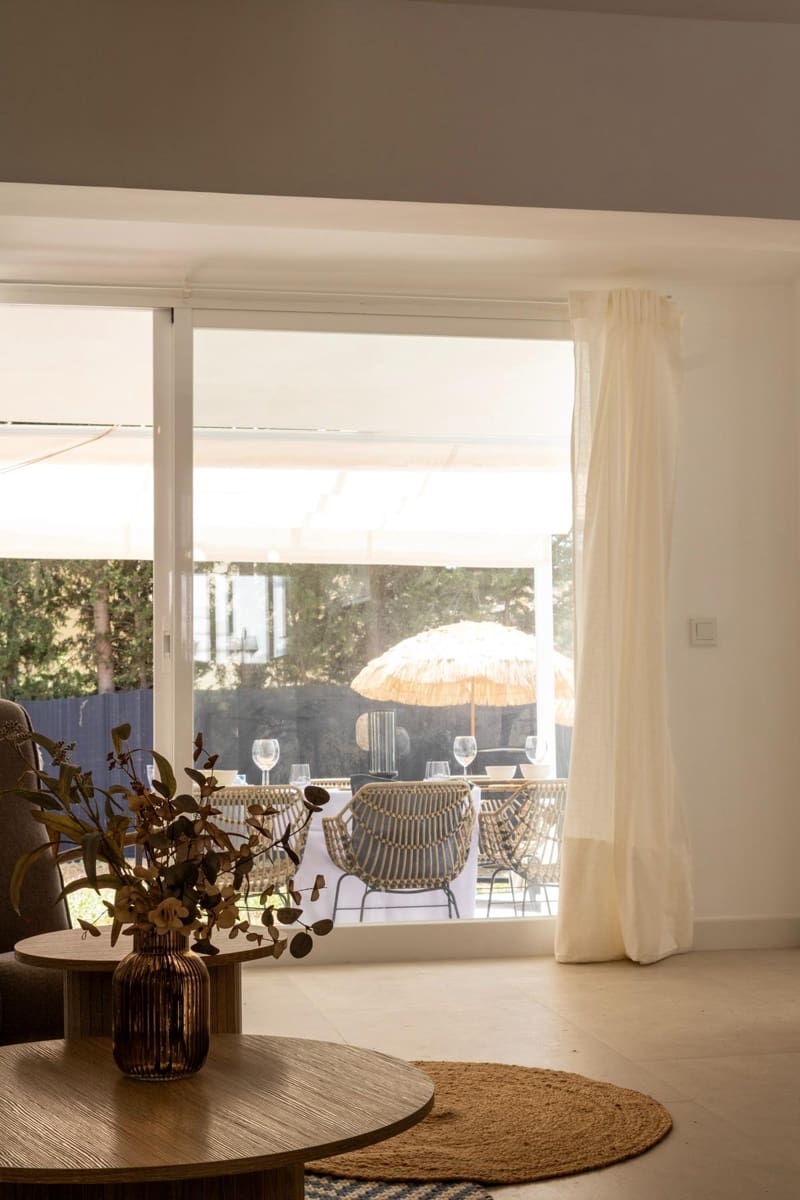 3 bedroom Villa for sale in Estepona with pool garage - € 799,000 (Ref: 10161629)