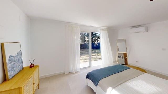 Chalet de 3 habitaciones en Valle Romano Golf, Estepona en venta con piscina garaje - 759.000 € (Ref: 10161629)
