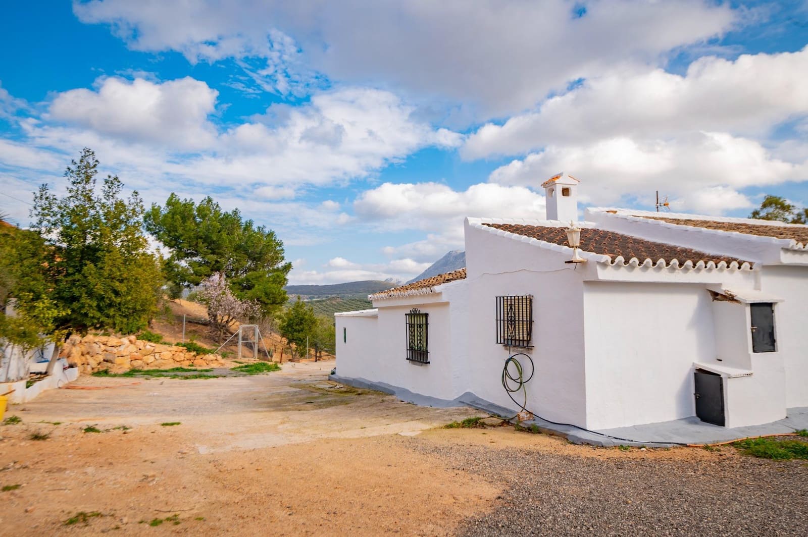 4 sovrum Finca/Hus på landet till salu i Antequera - 249 000 € (Ref: 4816123)