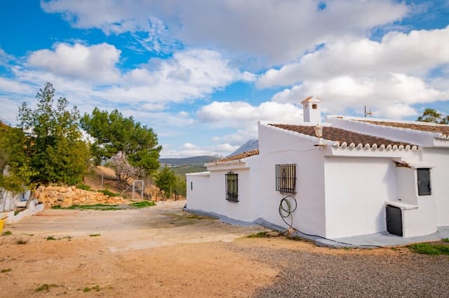 4 sovrum Finca/Hus på landet till salu i Antequera - 249 000 € (Ref: 4816123)