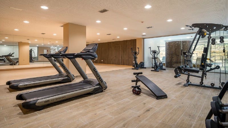 3 sypialnia Apartament na sprzedaż w Estepona z basenem garażem - 385 000 € (Ref: 4766525)