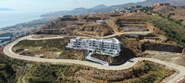 3 bedroom Apartment for sale in Rincón de la Victoria with pool - € 475,000 (Ref: 5948217)