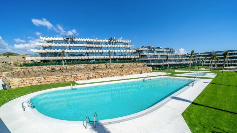 3 Zimmer Apartment zu verkaufen in Estepona mit Pool Garage - 425.000 € (Ref: 5948228)