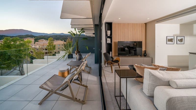 3 Zimmer Apartment zu verkaufen in Estepona mit Pool Garage - 425.000 € (Ref: 5948228)