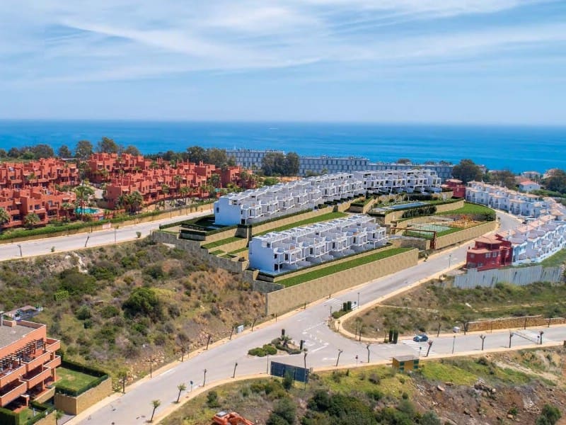 3 sypialnia Dom na sprzedaż w Manilva z basenem - 513 000 € (Ref: 6037276)