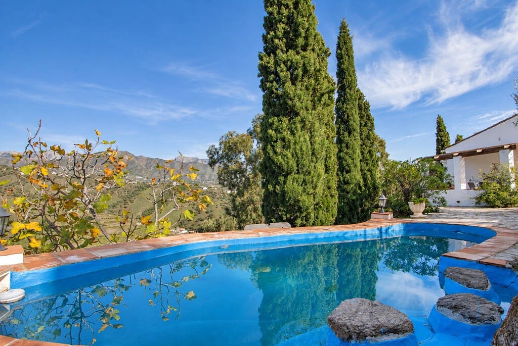 7 soveværelse Villa til salg i Torrox med swimmingpool - € 880.000 (Ref: 6053357)
