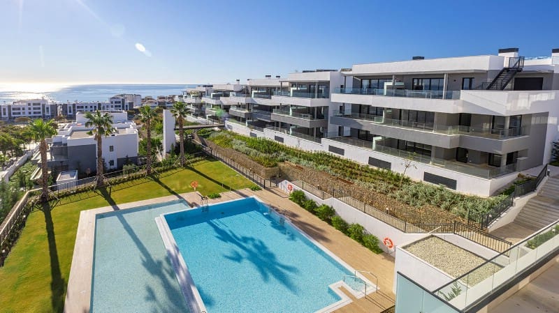 2 sypialnia Apartament na sprzedaż w Estepona z basenem - 382 000 € (Ref: 6069800)