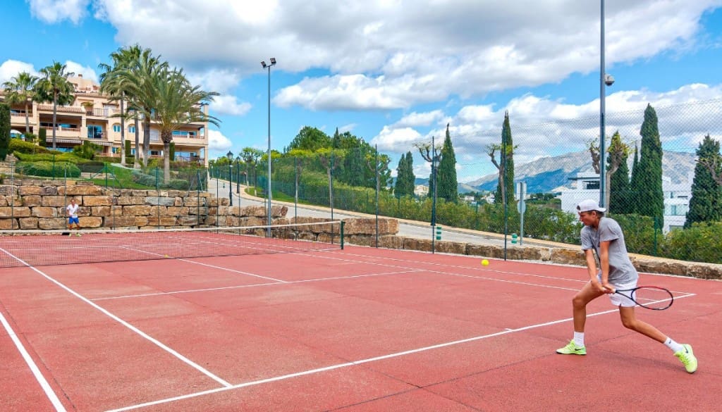 2 sypialnia Apartament na sprzedaż w Estepona z basenem garażem - 389 000 € (Ref: 6208161)