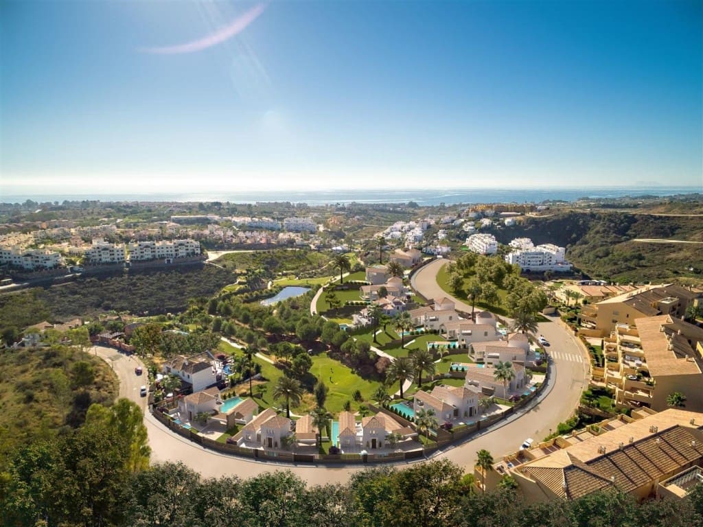 4 sypialnia Willa na sprzedaż w New Golden Mile z basenem - 1 895 000 € (Ref: 6210104)