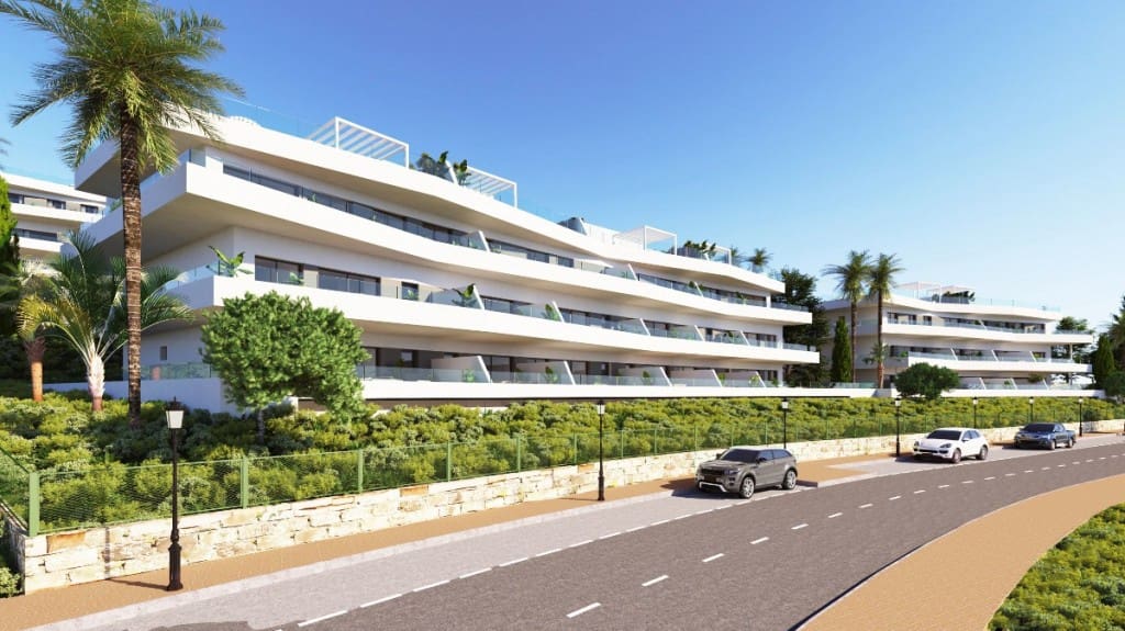3 bedroom Apartment for sale in Estepona with pool - € 360,000 (Ref: 6243024)