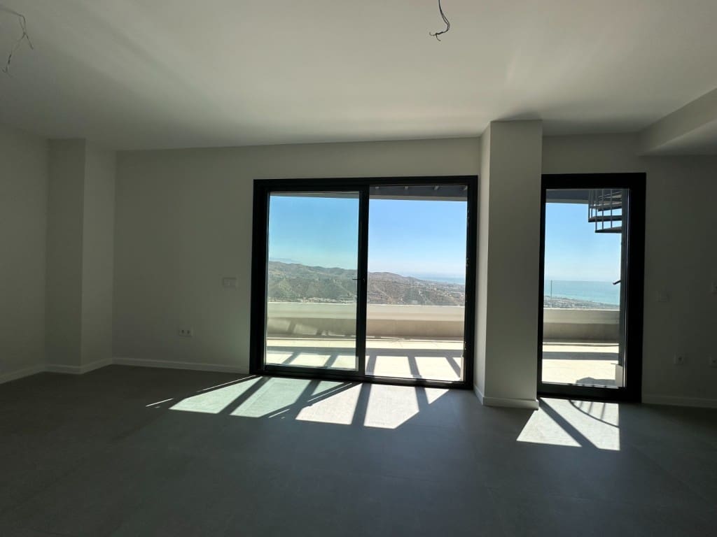 2 soverom Penthouse til salgs i Rincon de la Victoria med svømmebasseng - € 630 000 (Ref: 6346711)