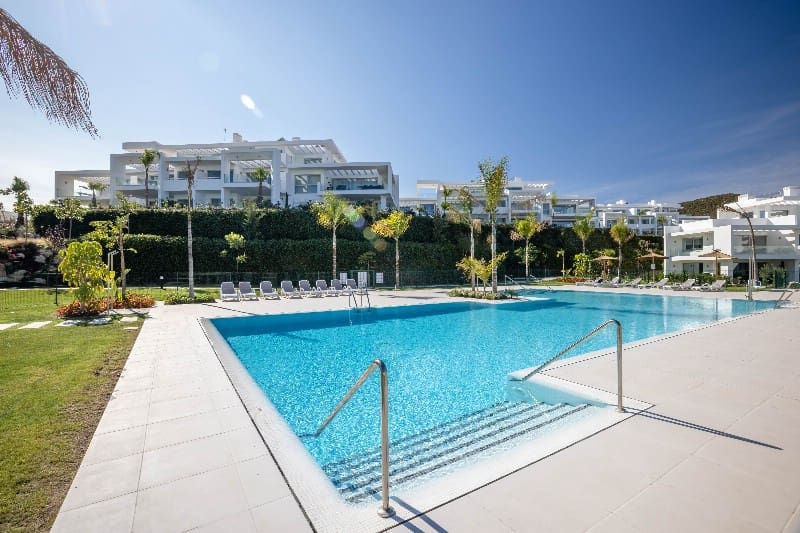 2 bedroom Apartment for sale in Casares with pool - € 545,000 (Ref: 6734647)