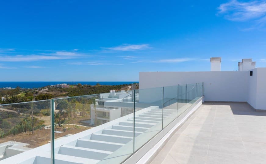 2 bedroom Apartment for sale in Casares with pool - € 545,000 (Ref: 6734647)