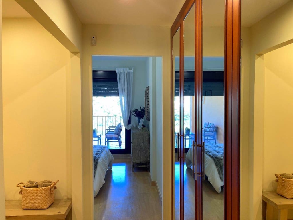 3 sypialnia Penthouse na sprzedaż w Estepona z basenem - 310 000 € (Ref: 6828553)