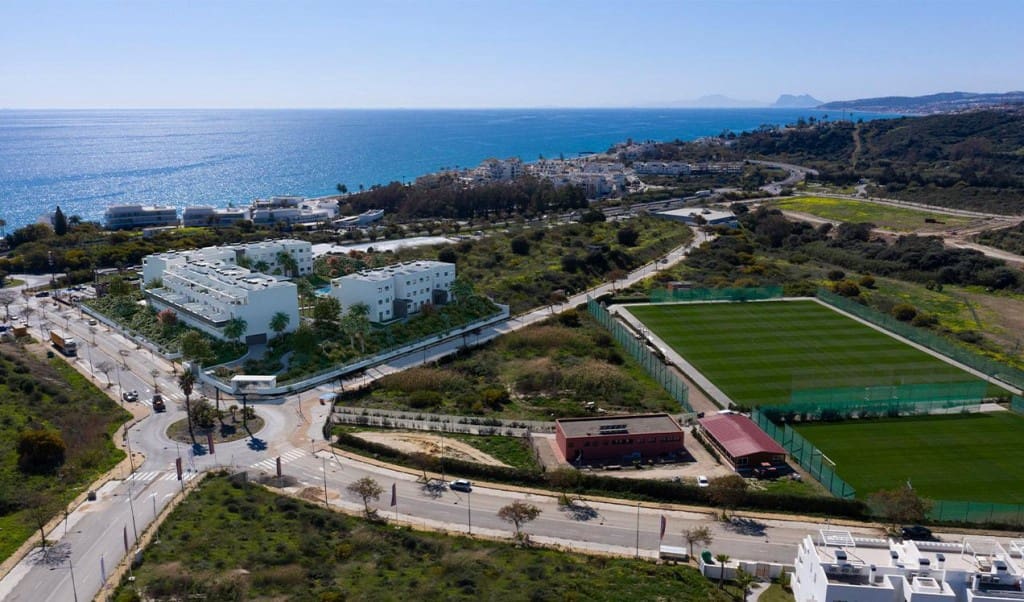 3 sypialnia Apartament na sprzedaż w Estepona z basenem - 315 000 € (Ref: 6969242)