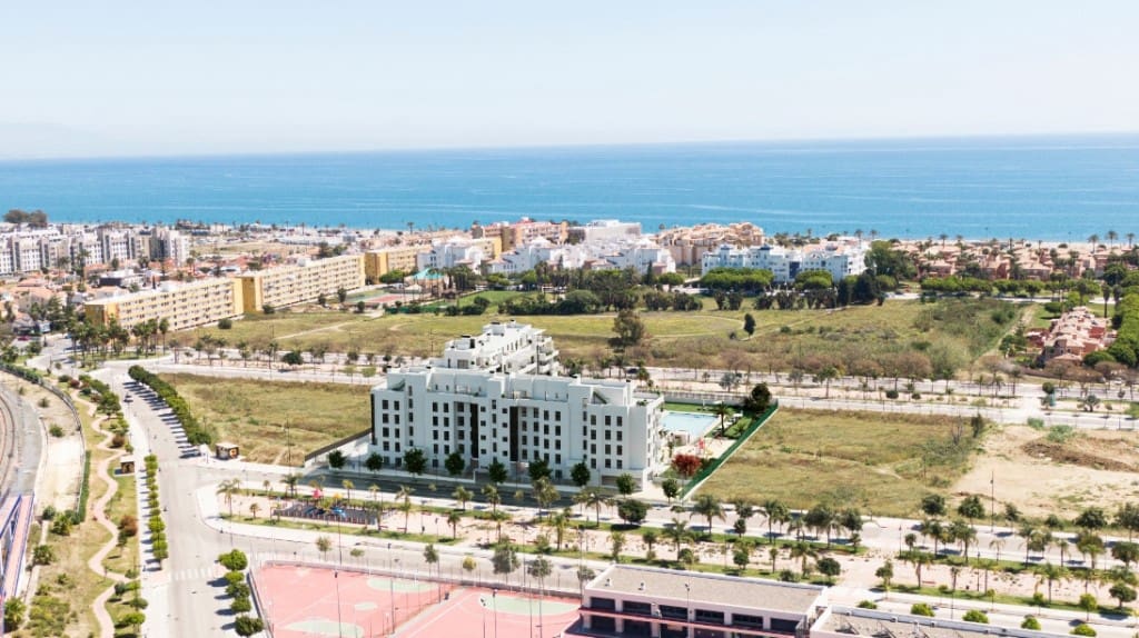 4 sypialnia Apartament na sprzedaż w Torremolinos z basenem - 697 700 € (Ref: 7405286)