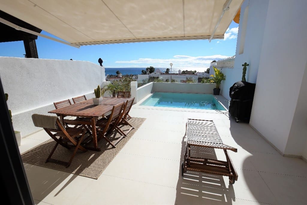 Casa de 3 habitaciones en Estepona en venta con piscina - 650.000 € (Ref: 7428063)