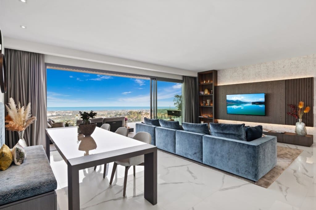 3 quarto Apartamento para venda em Benahavis com piscina - 1 695 000 € (Ref: 7428064)