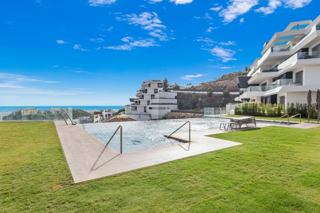 3 quarto Apartamento para venda em Benahavis com piscina - 1 695 000 € (Ref: 7428064)