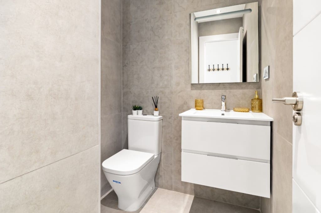 3 Zimmer Penthouse zu verkaufen in Estepona mit Pool - 739.000 € (Ref: 7428067)