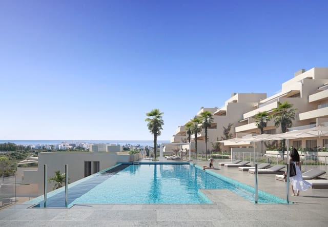 Apartamento de 3 habitaciones en Estepona en venta con piscina - 495.000 € (Ref: 7428074)