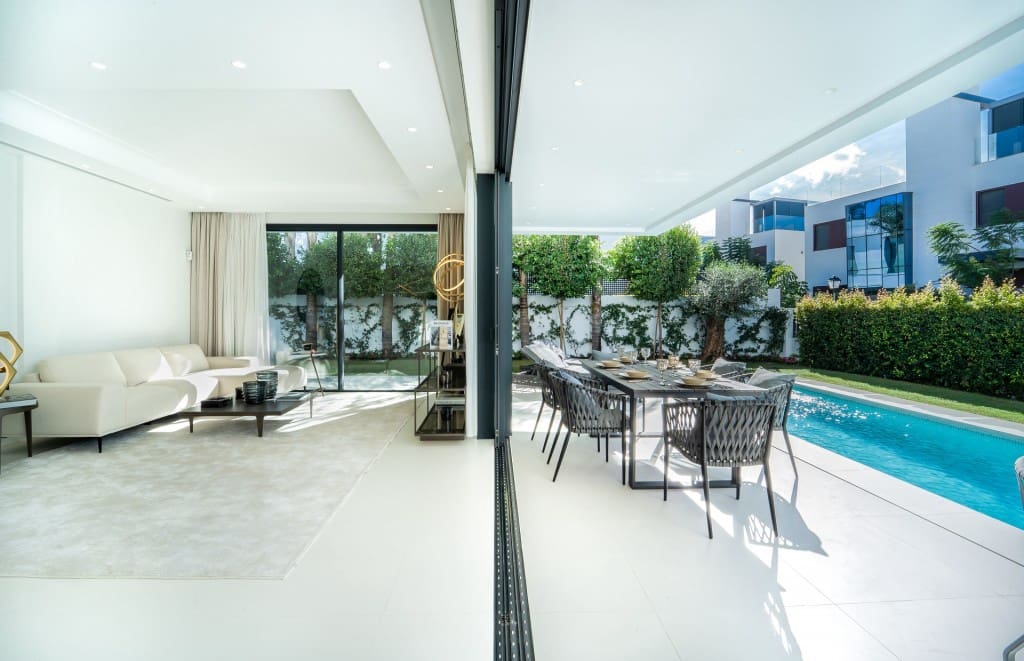 4 quarto Moradia para venda em Golden Mile com piscina - 3 500 000 € (Ref: 7428075)