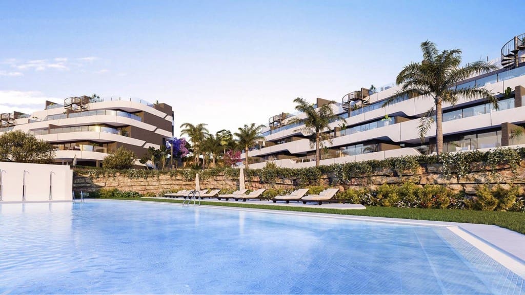 2 bedroom Apartment for sale in Estepona with pool garage - € 371,000 (Ref: 7428852)