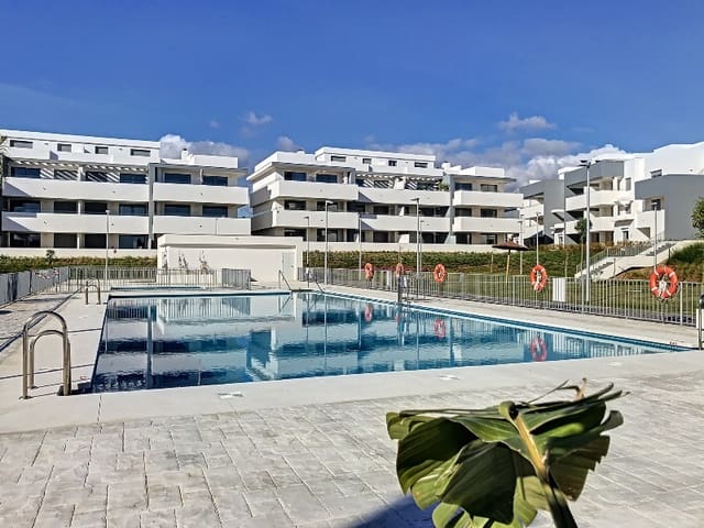 3 soveværelse Lejlighed til salg i Buenas Noches, Estepona med swimmingpool - € 263.000 (Ref: 7475984)