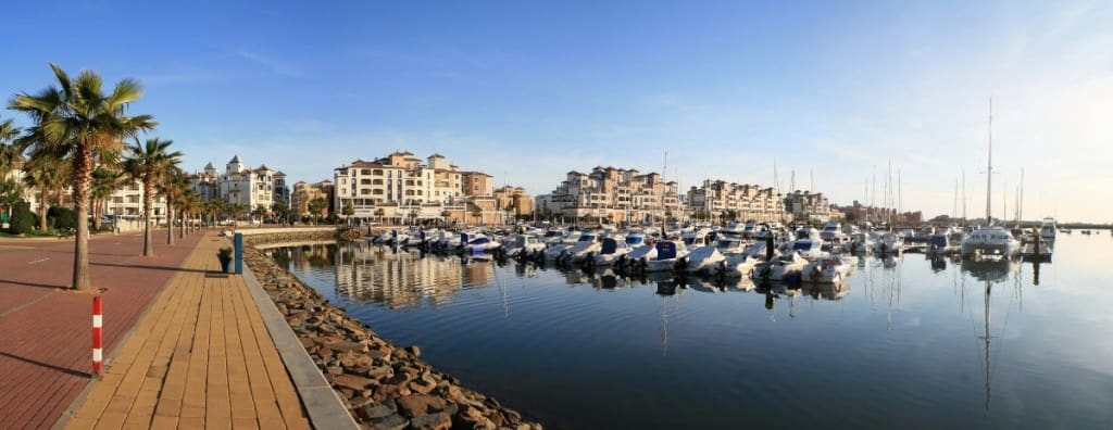 3 soveværelse Villa til salg i Isla Cristina med swimmingpool - € 380.000 (Ref: 7486220)